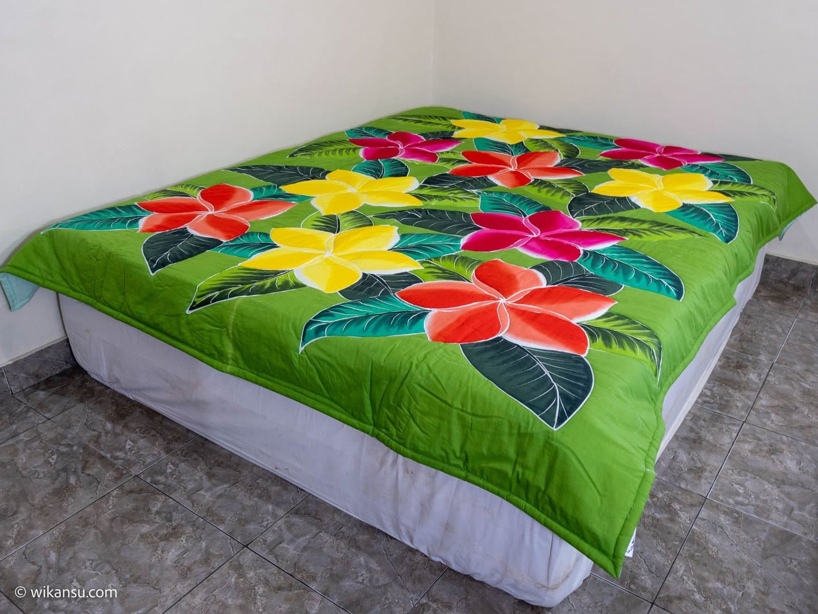 Green Jasmine Flowers